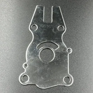 Пластина помпы охлаждения Yamaha 40-50, F30-60 (Sinera) картинка