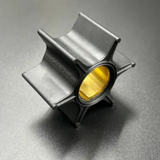 Крыльчатка помпы охлаждения Mercruiser Alpha One/Mercury 75-225 47-30221 (Quicksilver) картинка