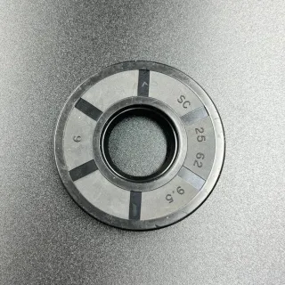 Сальник Mercury (26-8036671; 350-01215-5) (25x62x9.5) (Omax) картинка