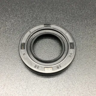 Сальник Yamaha (93106-18M01) (18x32x5) (Osaka) картинка