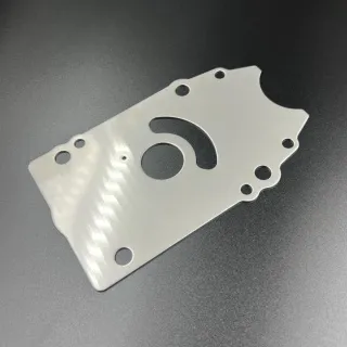 Пластина помпы охлаждения Suzuki DF200-300/DF250-300(A)  (Omax) картинка