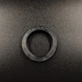 Уплотнение штока гидроподъемника Yamaha 115-250, F95-275 (64E-4384J-00) (Sinera) картинка