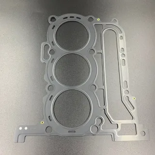 Прокладка под головку Suzuki DF40-60(A) (Suzuki) картинка