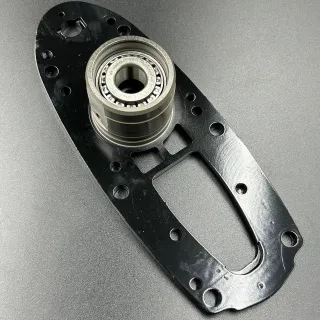 Основание помпы охлаждения Suzuki DT25-30 (56130-96331-0EP) (Kacawa) картинка