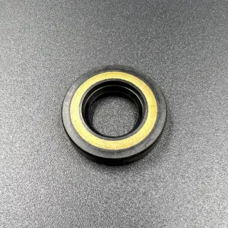 Сальник Yamaha (93101-16001) (16x30x6) (KACAWA) картинка