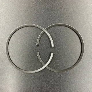Кольца поршневые, комплект на один поршень Suzuki DT20-30 (0.25mm) (Omax) картинка