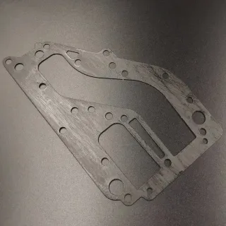 Прокладка под холодильник Yamaha 25-30 (Yamaha) (RAC) картинка
