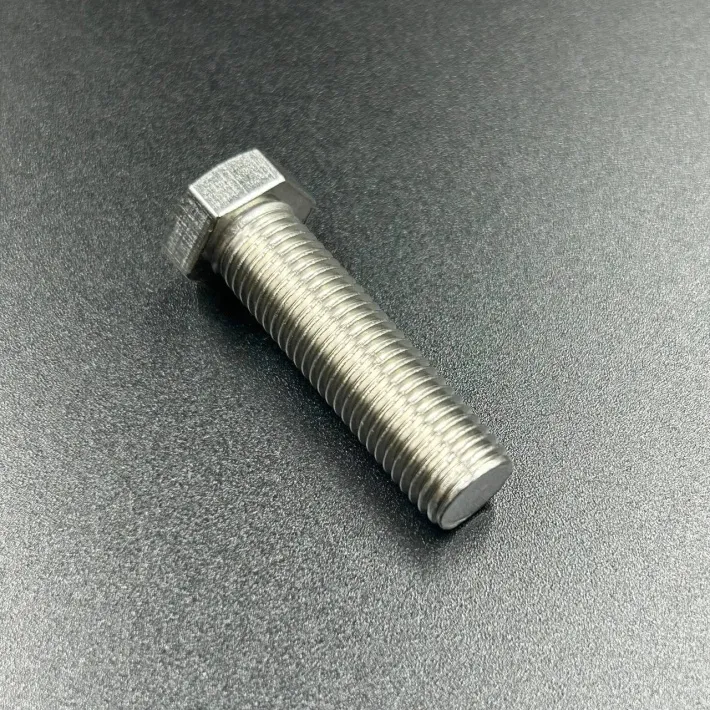 T40-18011b — 1