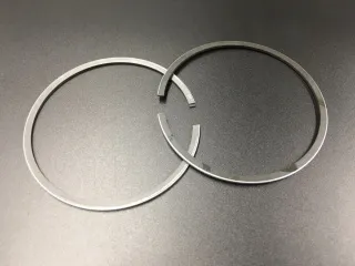 Кольца поршневые, комплект на один поршень Yamaha 55, 75-90 (STD) (Omax) картинка