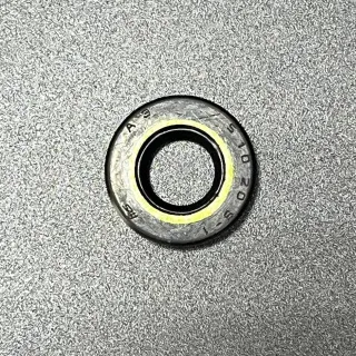 Сальник  Suzuki (09282-10009) (10х20х5) (Suzuki) картинка