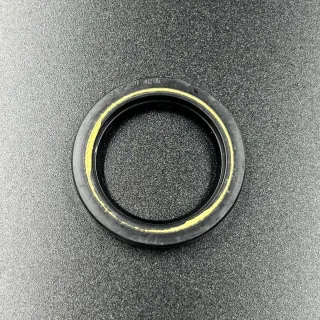 Сальник Yamaha (93102-30M53) (30x42x6) (Omax) картинка