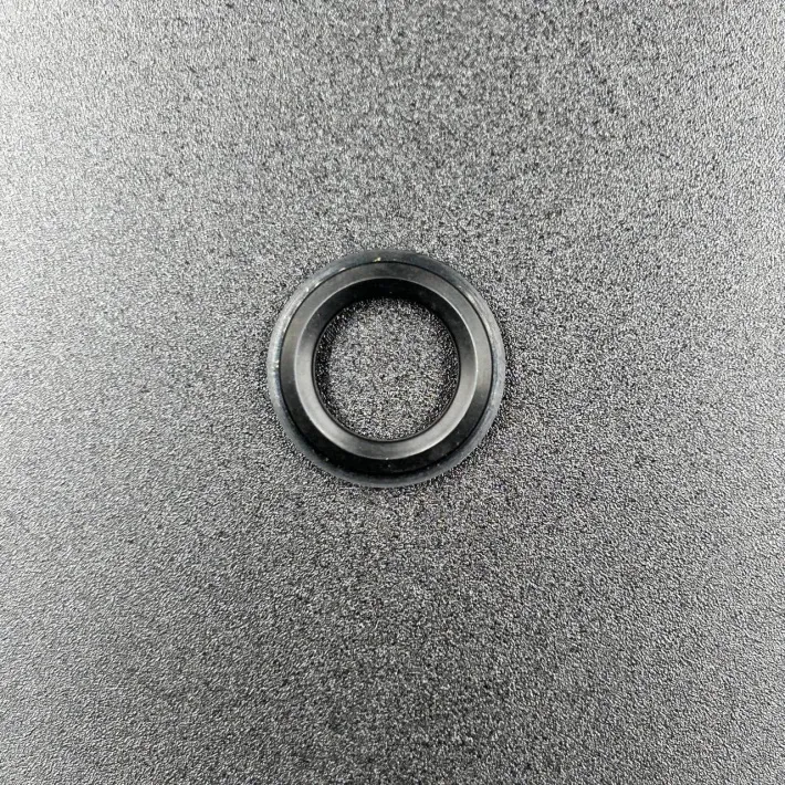 6G8-44367-00 — 2