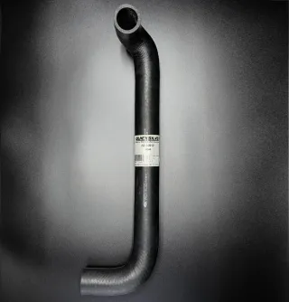 Шланг системы охлаждения MERCRUISER 4.3/5.0/5.7L (32-16012) (Quicksilver) картинка