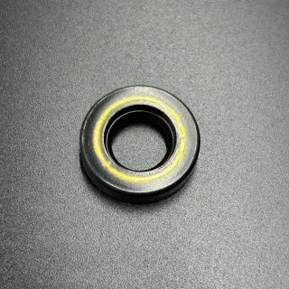 Сальник Yamaha (93101-13018) (13x25x6) (Yamaha) картинка