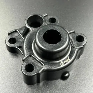 Корпус помпы охлаждения Yamaha 30D (Omax) картинка