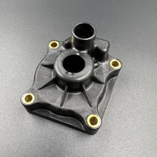 Корпус помпы охлаждения Suzuki DF20-25(V-twin) (Suzuki) картинка