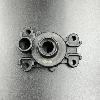 Корпус помпы охлаждения Yamaha 40X, F25-40 (Omax) картинка