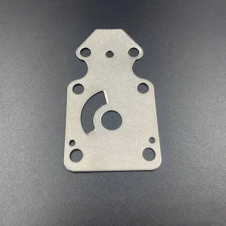 Пластина помпы охлаждения Yamaha 9.9-15, F9.9-15 (MR) картинка