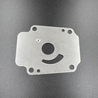 Пластина помпы охлаждения Suzuki DF25-30(A) (Suzuki) картинка
