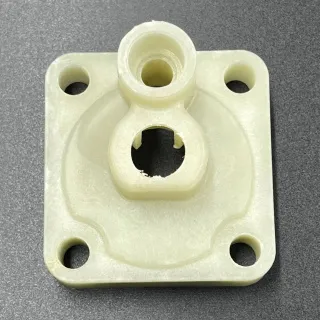 Корпус помпы охлаждения Yamaha F9.9-20 (RT) картинка