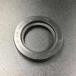 Сальник коленвала (низ) Yamaha F8-9,9 (93101-25M24) (25x38x7) (Yamaha) картинка