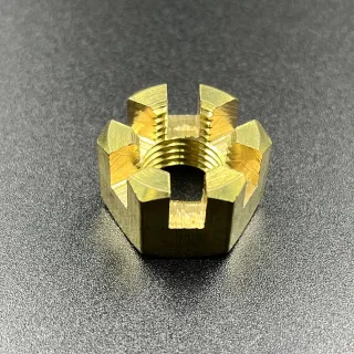 Гайка крепления гребного винта Yamaha 20-30, F20-25 (Yamaha) картинка