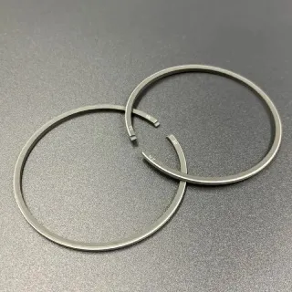 Кольца поршневые, комплект на один поршень Suzuki DT9.9-15 (толщина 2mm) (0.50mm) (Sinera) картинка
