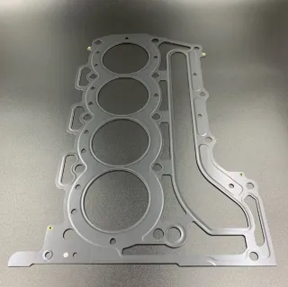 Прокладка под головку Suzuki DF70-90(A) (Suzuki) картинка