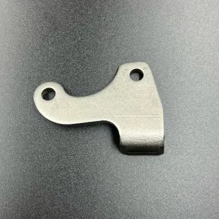 Скоба струбцины Yamaha 40X, F25-40 (Правая) (PREMARINE) картинка