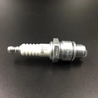 Свеча зажигания 5126 B8HS-10 /съемная контактная гайка (NGK) картинка