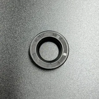 Сальник Honda (91251-ZV5-003) (17x30x7) (Omax) картинка