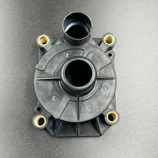 Корпус помпы охлаждения Suzuki DF200-250, DF250-350(A) (Suzuki) картинка