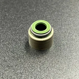Маслосъемный колпачок Suzuki DF9.9-300, DF4-350(A) (Впуск/Выпуск) (Suzuki) картинка