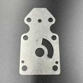 Пластина помпы охлаждения Yamaha 9.9-15, F9.9-15 (YUELANG) картинка