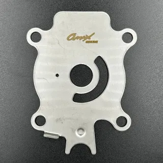 Пластина помпы охлаждения Suzuki DT40-65 (Omax) картинка