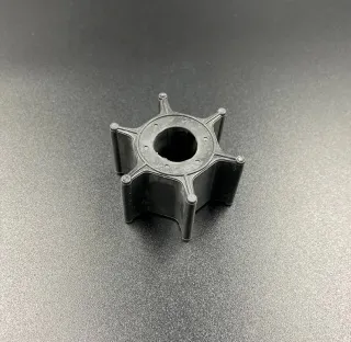 Крыльчатка помпы охлаждения Suzuki DT9.9-15, DF8-20 (17461-939M0; 17461-93901) (KACAWA) картинка