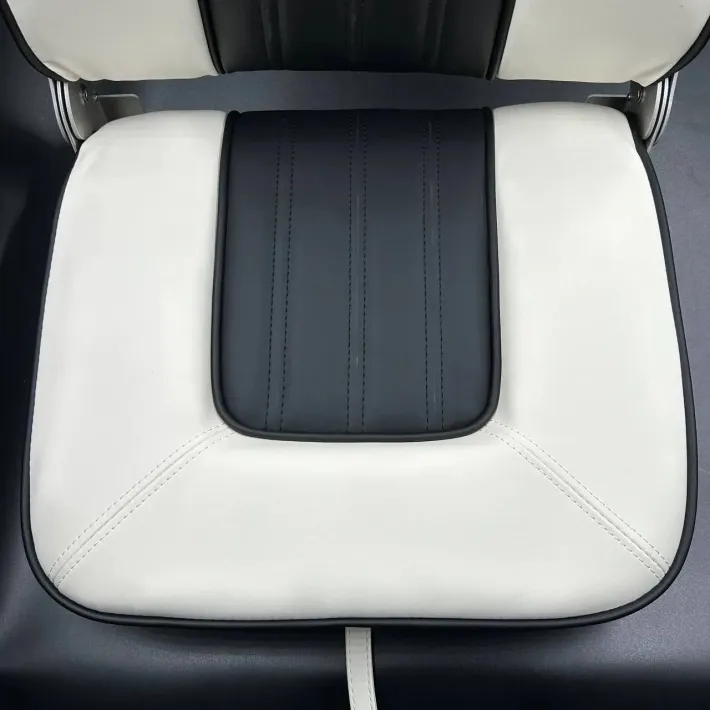 Seat02 — 3