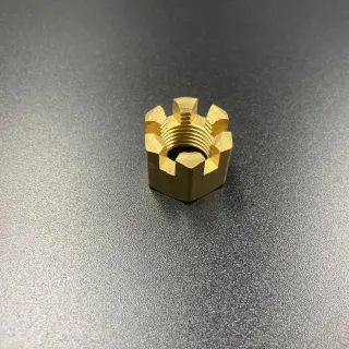 Гайка крепления гребного винта Suzuki DT9.9-15, DF9.9-15, DF8-20(A) (RT) картинка