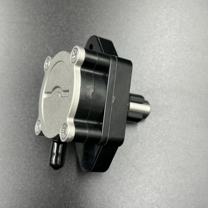 3H8-04000-4 — 2