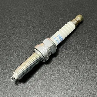 Свеча зажигания LMAR6C-9 (NGK) 1679 картинка