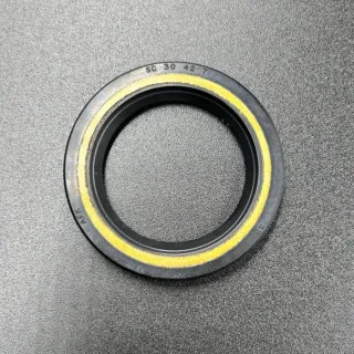 Сальник гребного вала Yamaha F225F-F300D (93101-30004) (30x42x7) (OMAX) картинка