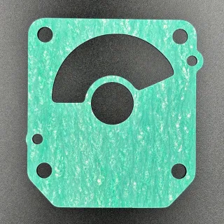 Прокладка под пластину помпы охлаждения Honda BF90-130 (Honda) картинка