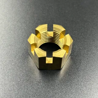 Гайка крепления гребного винта Yamaha 40-90, F45-100 (PREMARINE) картинка