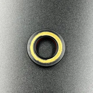 Сальник Yamaha (93101-20M29; 93101-20M28) (20x36x7) (Omax) картинка