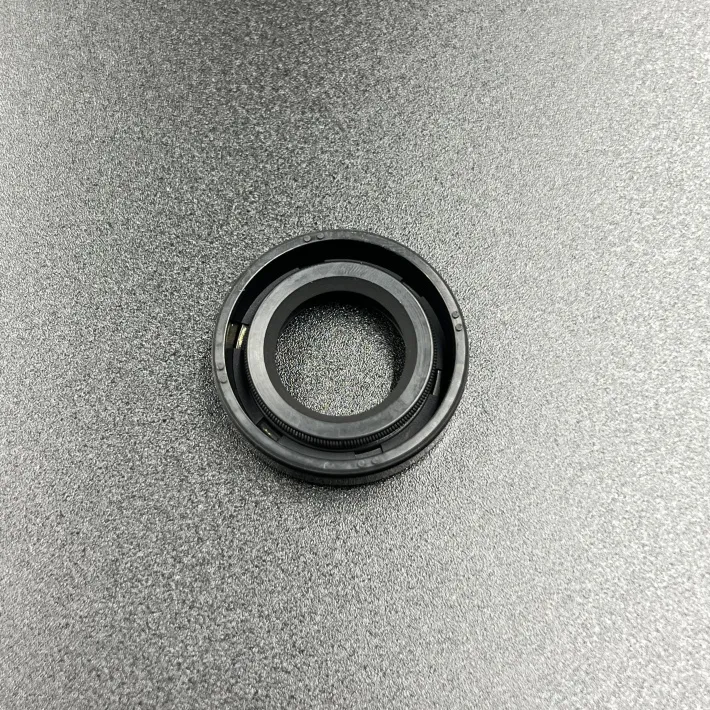 3C8-01215-0 — 2