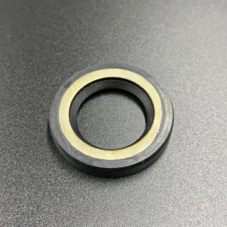 Сальник редуктора Suzuki DT 75-85 (20x32x5) (Osaka) картинка