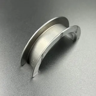 Вкладыш средний (низ) Yamaha F200-250 () (69J-11426-01) (Yamaha) картинка