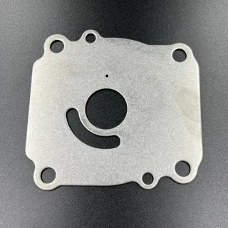 Пластина помпы охлаждения Suzuki DT90-100, DF60-140, DF100-140(A) (17471-87E10;17471-87E01) (Osaka) картинка