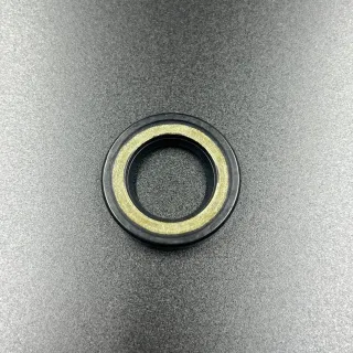 Сальник Suzuki (09282-22007; 93101-22067) (22x36x6) (Omax) картинка