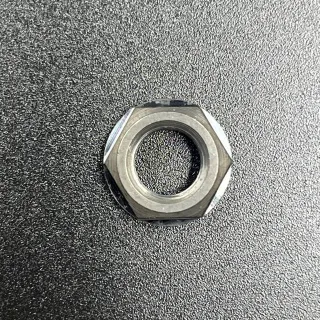Гайка крепления пиньона Yamaha 9.9-15, F8-20 (Omax) картинка